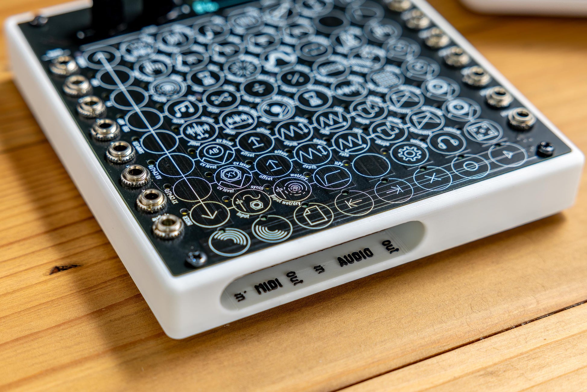 Thonk PLINKY Synth Shell Case - Durable 3D-Printed Protective Frame for PLINKY Synthesizer - Custom Color Options.