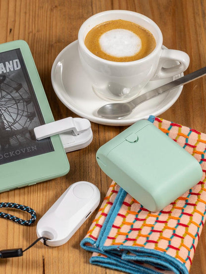 Matcha Green Kindle matching page turner case for Page turner